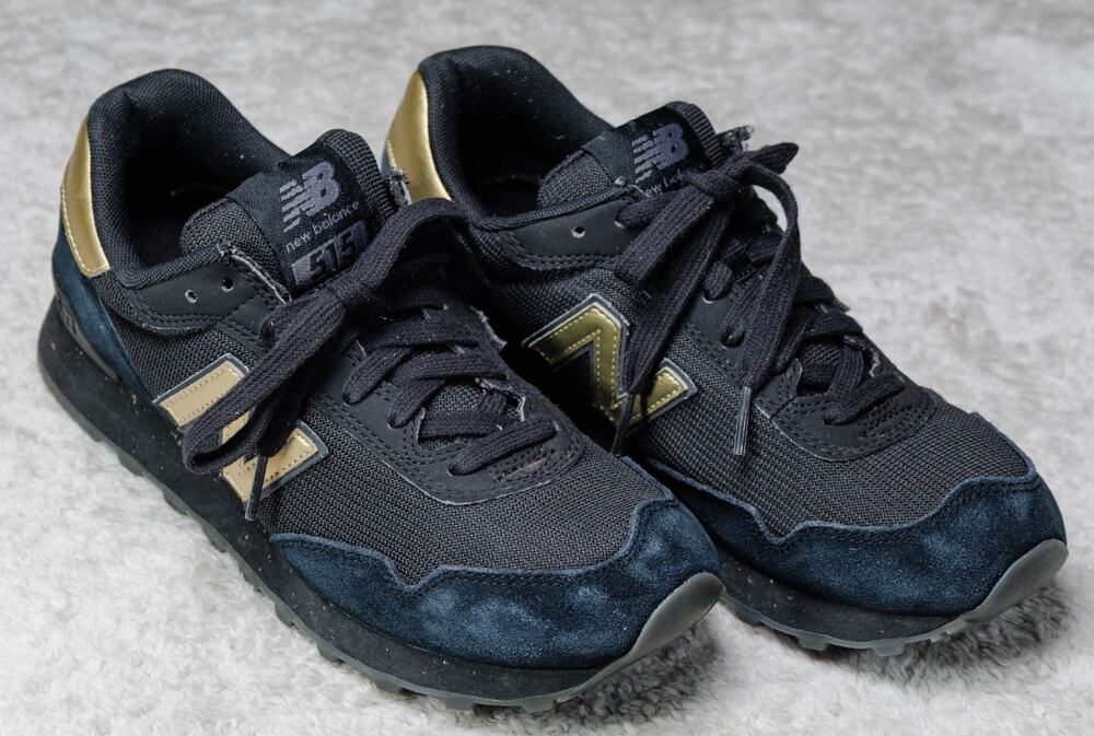 New Balance 515V1 Classic Black Gold Retro Sneakers Womens Size 9 WL515CAA